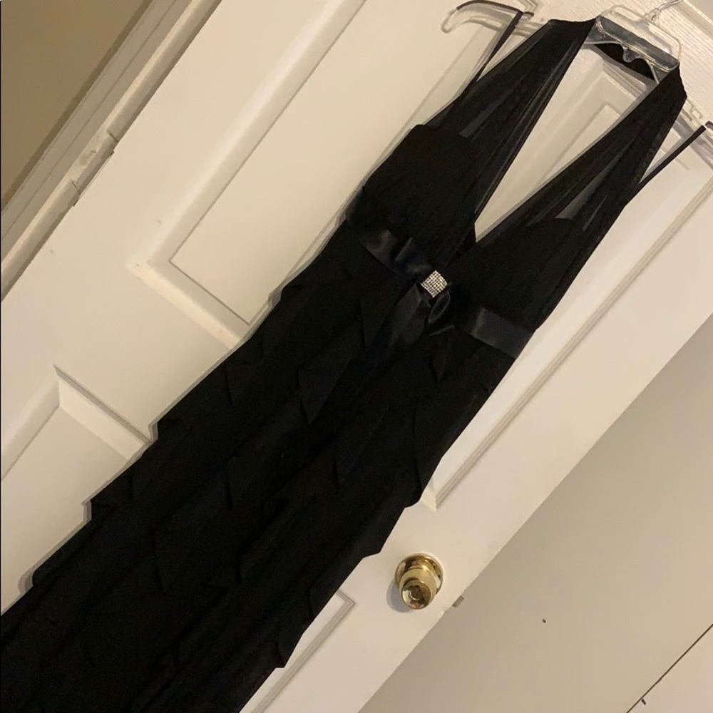 Black ruffled prom dress